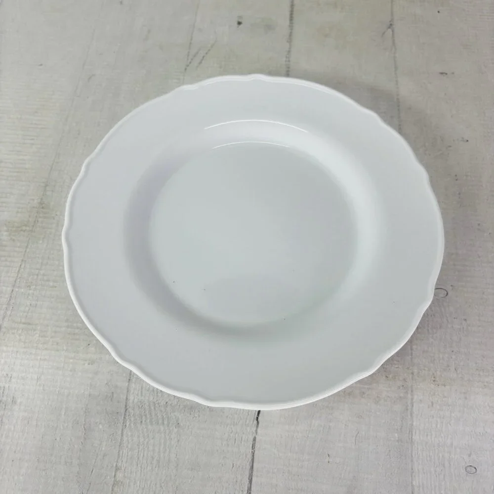 Ikea of Sweden UPPLAGA 21986 White Scalloped Porcelain Lunch Salad Plates Set 4